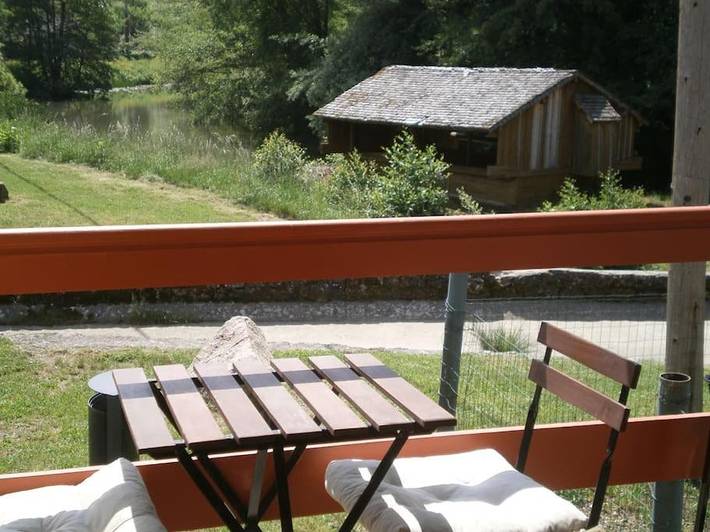 Location de vacances pour 4 personnes, avec vue et jardin à Semur-en-Auxois - 3