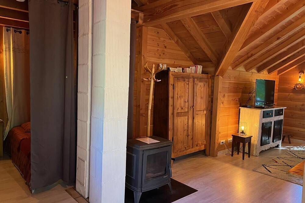 Chalet Du Coin - Petit Appartement in Saint-Colomban-des-Villards, Saint-Jean-de-Maurienne region