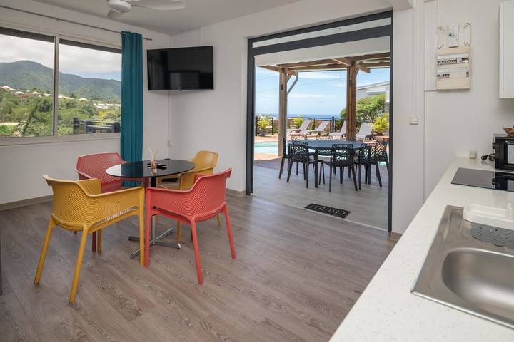 Appartement entier, Saint-Phy - Piscine - Vue mer in Saint-Claude (Guadeloupe), Guadeloupe