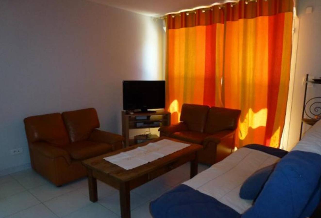 Encantadora casa con piscina en Saint-Hippolyte-le-Graveyron 46 m²! in Saint-Hippolyte-le-Graveyron, Parque natural regional del Mont Ventoux