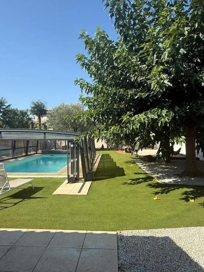 Villa für 6 Personen, mit Pool und Garten, mit Haustier - 1