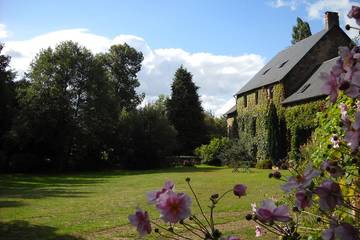 Gîte pour 2 personnes, avec jardin et terrasse dans Mayenne