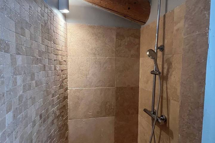 Gîte pour 8 personnes, avec piscine et jacuzzi à Vernègues - 3