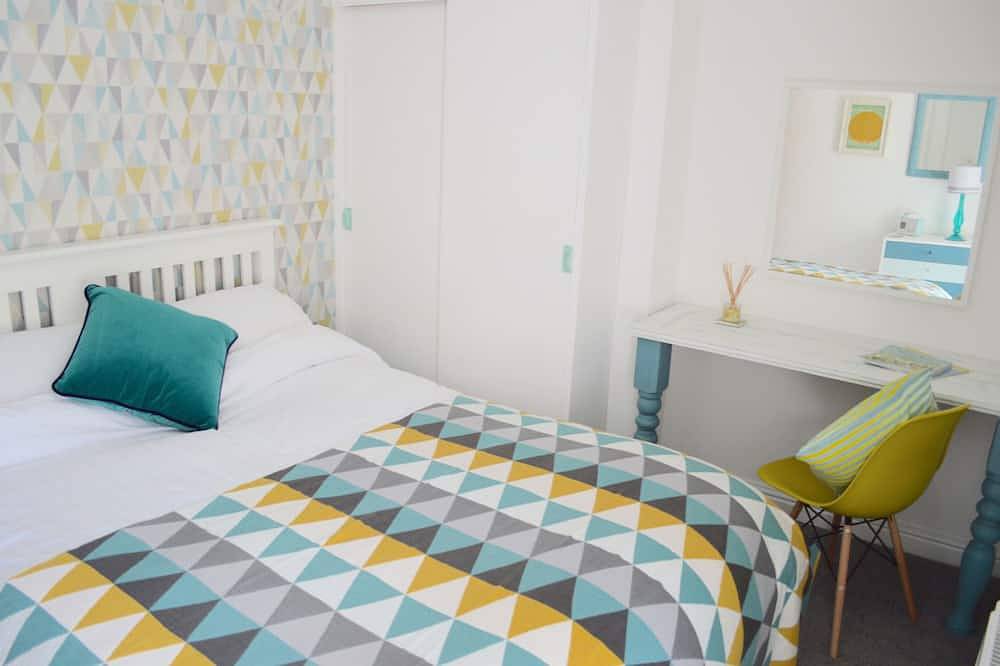 Betty's Cottage St Ives. Grade Ii listed perfect getaway with secure parking. in St. Ives, Cornwall