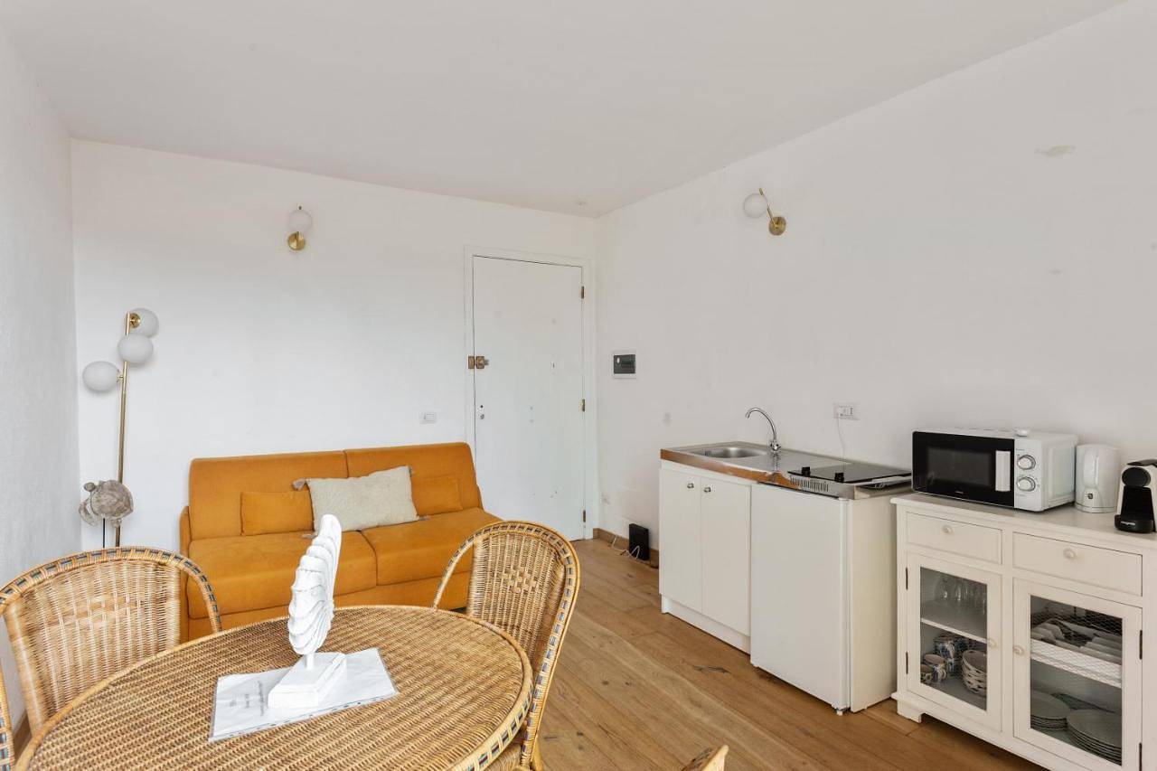 Appartement entier, Appartement de vacances pour 4 personnes avec terrasse in Saint-Tropez, Côte méditerranéenne (France)