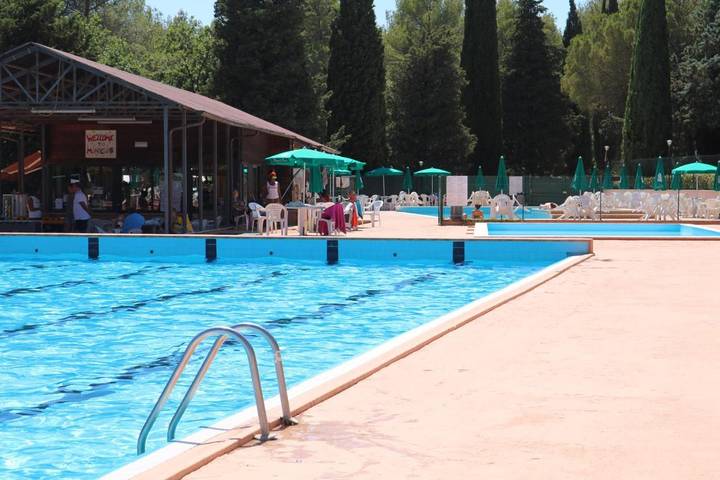 Camping für 6 Personen, mit Garten und Ausblick sowie Pool, mit Haustier in Umbrien - 3