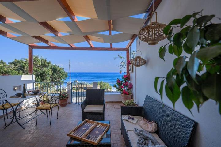 Gîte pour 3 personnes, avec vue et terrasse dans Lendas - 2