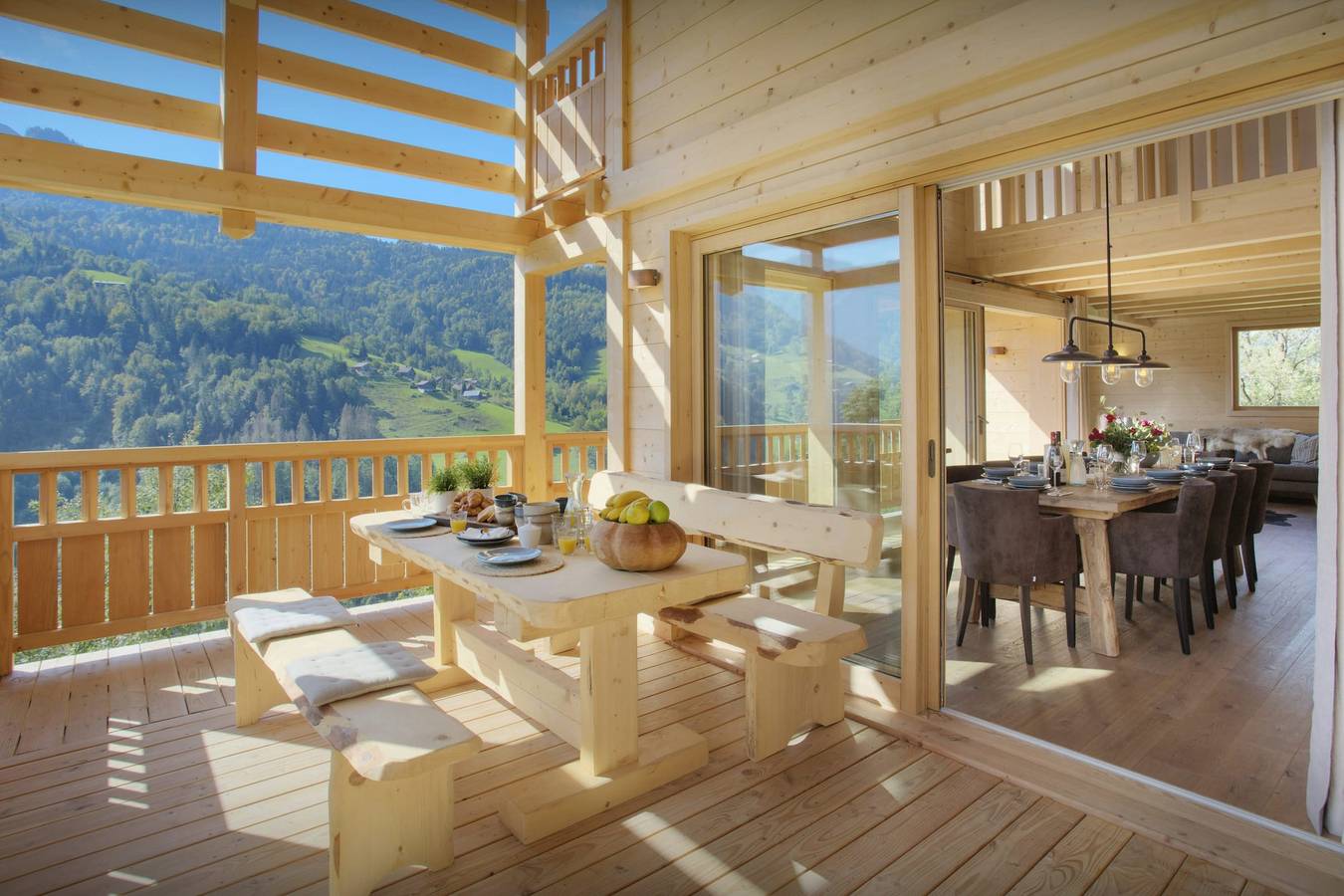 Contemporary ski chalet for 10 with stunning mountain views - Ovo Network in Manigod, Región de Annecy