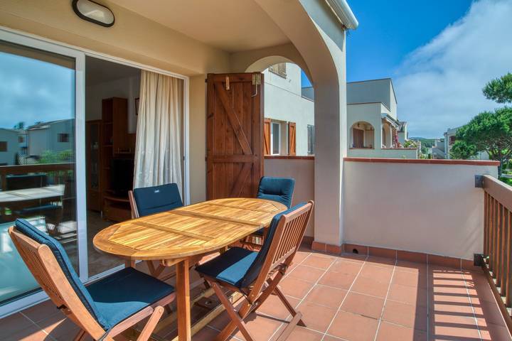 Apartamento entero, Apartamento vacacional "A Sant Antoni de Calonge" con piscina, Wi-Fi, jardín y terraza in Torre Valentina, Calonge