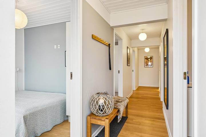 Schönes Ferienhaus mit Meerblick in der Øer Maritime Ferieby in Øerne, Ebeltoft