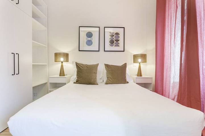 Apartamento entero, Apartamento Universidad Iii en Madrid in Tetuán (desambiguación), Madrid