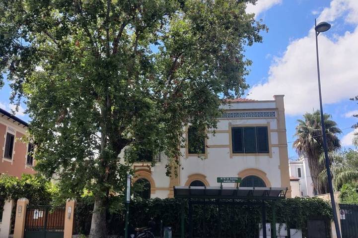 Villa for 8 people in Palermo