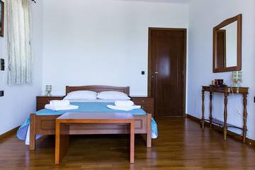 Villa für 12 Personen in Iraklio-Heraklion und Umgebung, Bild 4