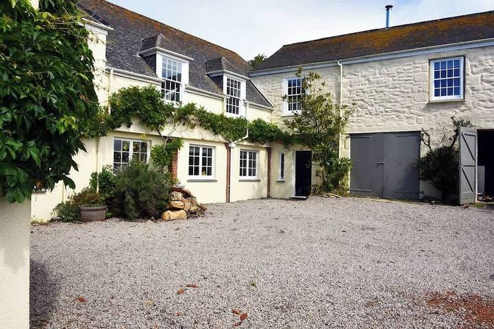 Holiday rental for 6 people, with balcony and garden in Perranuthnoe