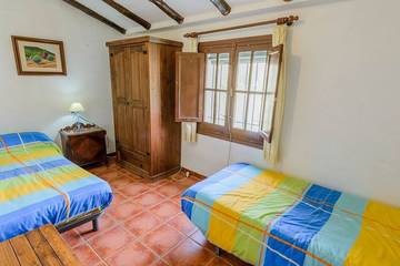 Chalet para 10 Personas en Priego de Córdoba, Sierras Subbéticas, Foto 4