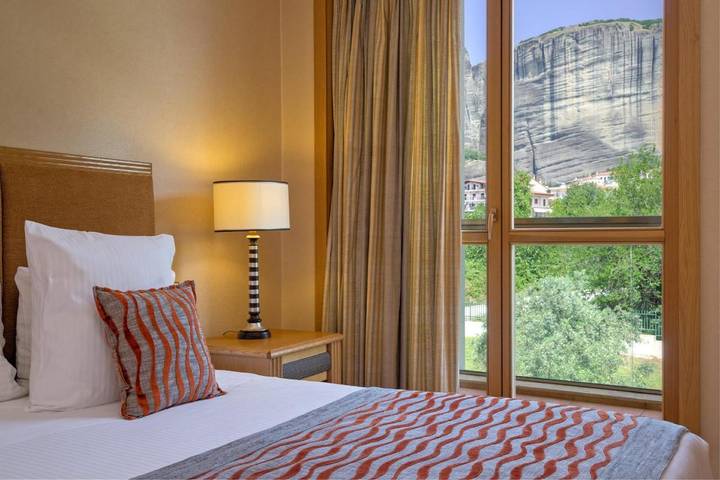 Hôtel pour 2 personnes, avec piscine ainsi que sauna et jardin dans Kalambáka - 3