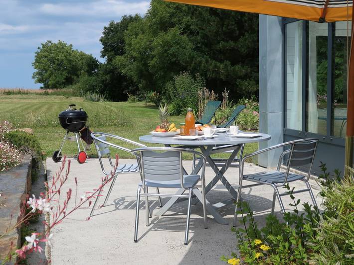 Location de vacances pour 3 personnes, avec jardin à Locquirec - 2