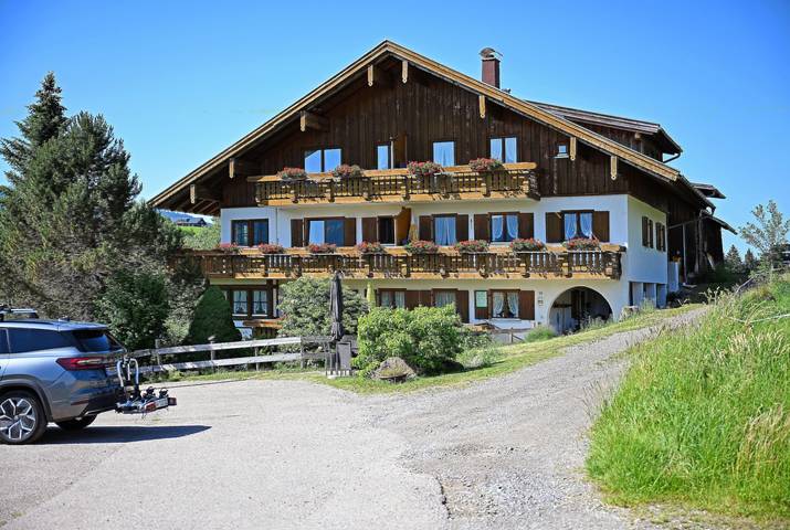 Ferienwohnung für 4 Personen, mit Balkon und Terrasse sowie Garten in Ofterschwang