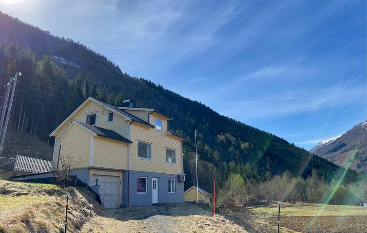 Ferienhaus für 8 Personen, mit Terrasse und Garten sowie Ausblick in Valldalen