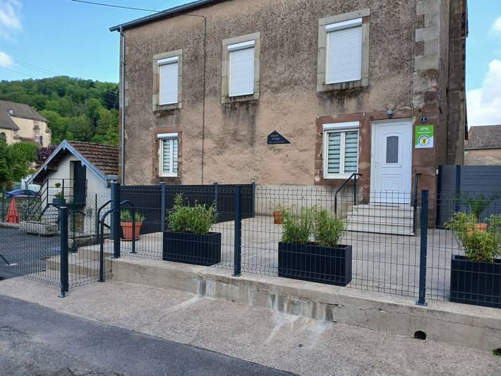 Gîte pour 4 personnes, avec Terrasse et Jardin à Raddon-et-Chapendu