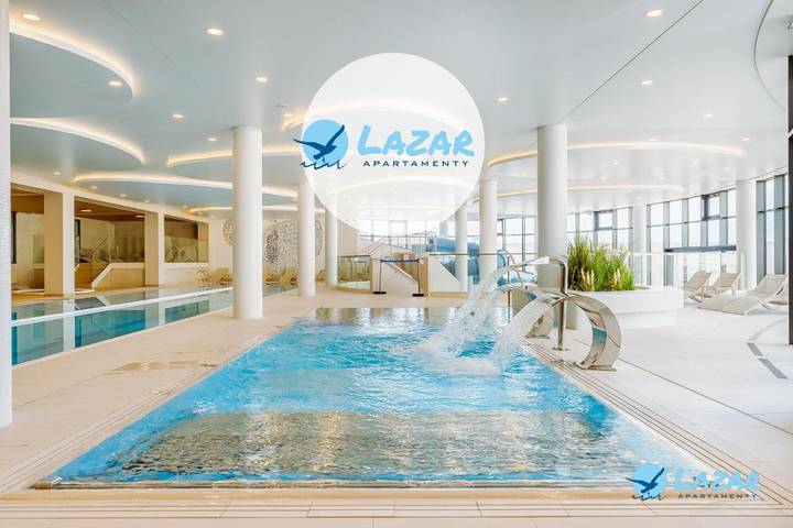 Ferienwohnung für 8 Personen, mit Balkon und Whirlpool sowie Terrasse und Garten in Kolberg