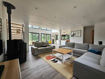 Location de vacances pour 8 personnes, avec jardin à Guichen