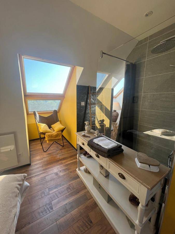 Gîte pour 2 personnes, avec terrasse à La Bazoge - 4