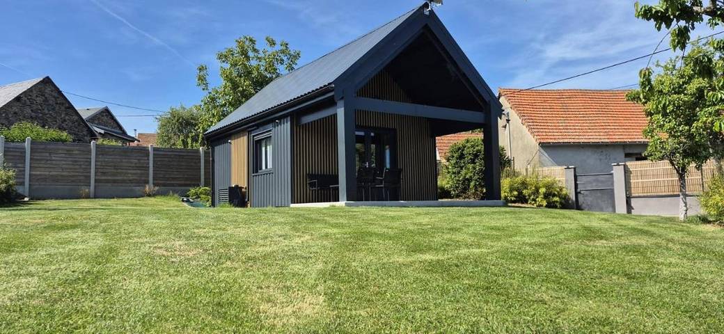 Chalet pour 4 personnes, avec Terrasse et Jardin
