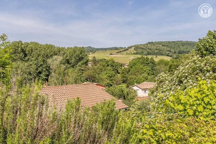 Gîte für 4 Personen, mit Ausblick und Pool sowie Terrasse in Burgund - 3