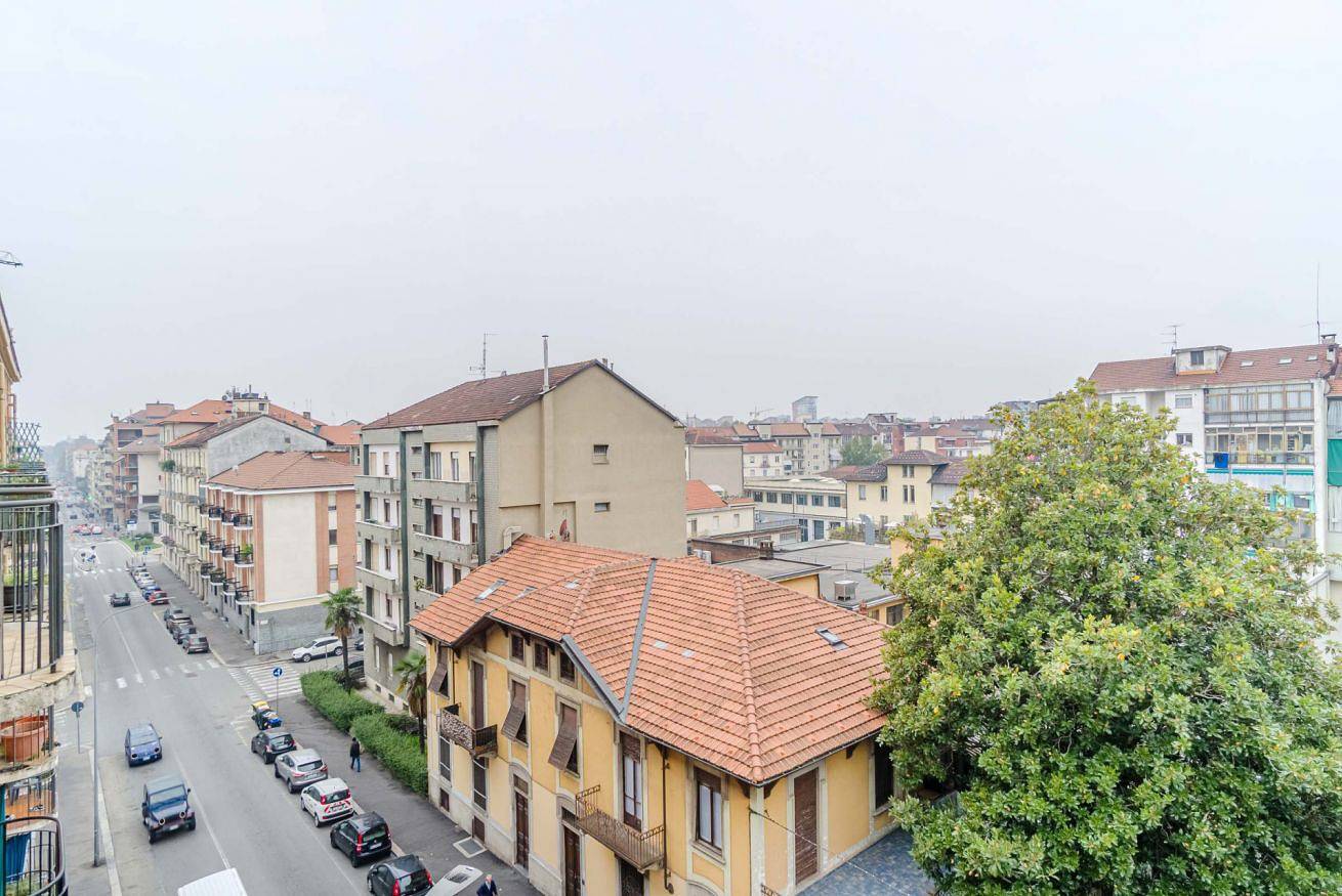 Ganze Wohnung, Ferienwohnung für 2 Personen mit Balkon/Terrasse in Turin, Turin Provinz