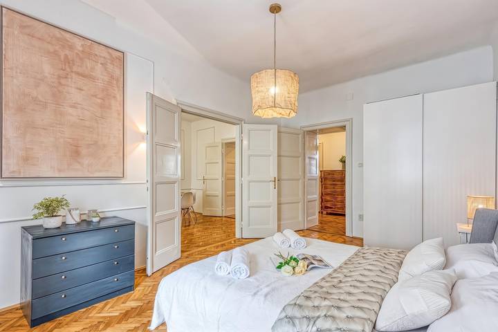 Ganze Wohnung, Spacious Apartment In Heart Of Zagreb in Zagreb, Zagreb und Umgebung