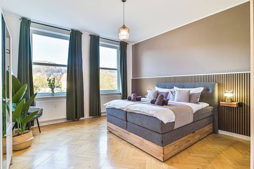 Ganze Wohnung, Luxus  | 6 Sz | 15 P | 4 Bäder | 250 m² | perfekt für Gruppen & Familien! in Bad Sooden-Allendorf, Werratal