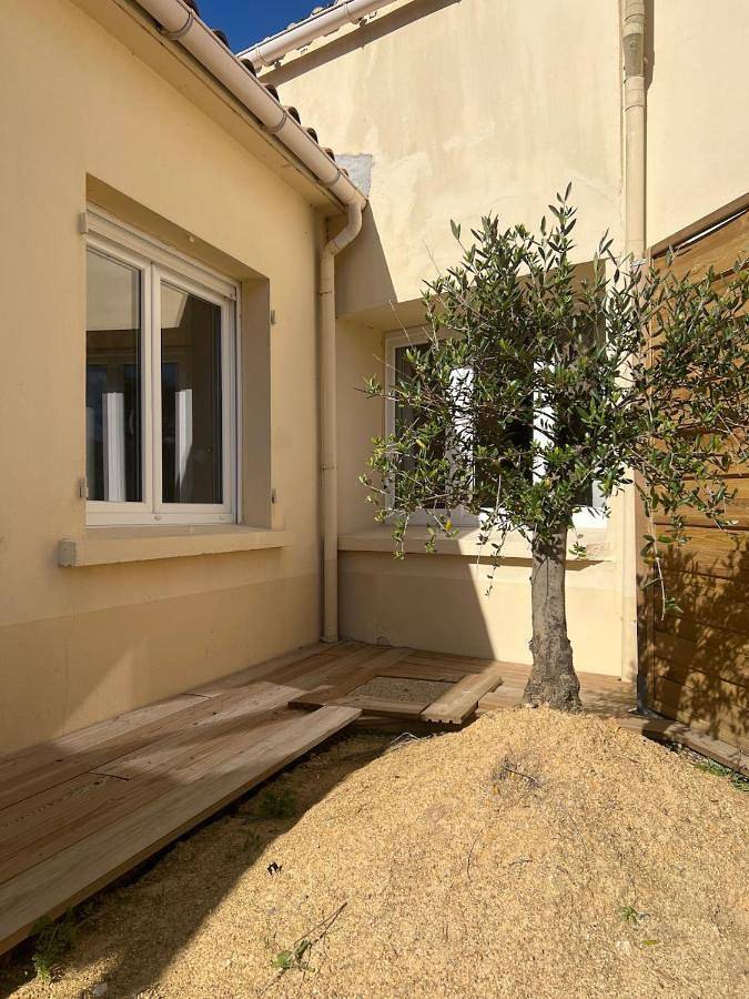 Location de vacances pour 5 personnes, avec terrasse à Sainte-Flaive-des-Loups - 4