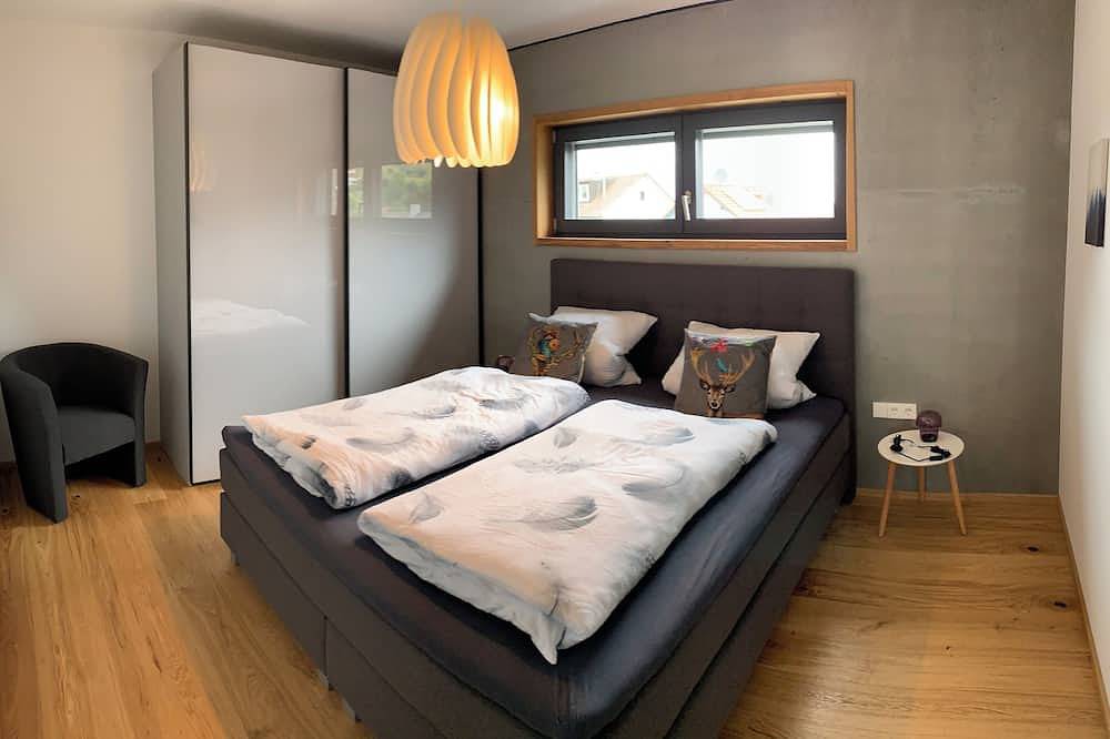 Apartamento entero, Extraordinary 4 room apartment 180 sqm at the foot of the Swabian Alb in Reutlingen, Albsteig Etapa 11