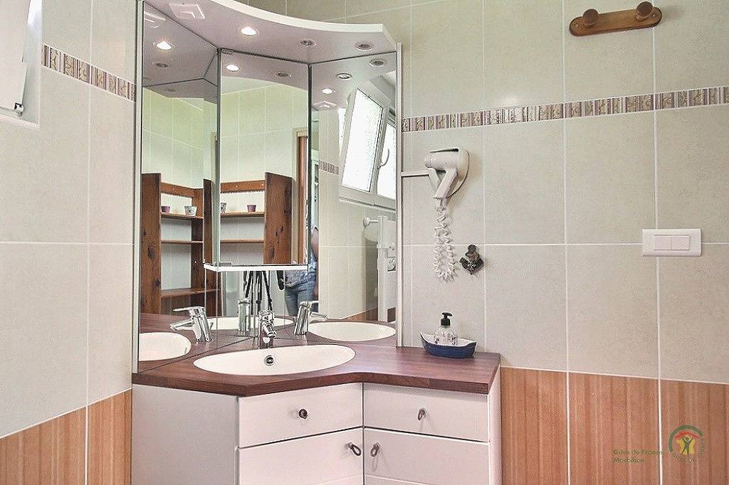 Loc'tinwen in Theix, Côte des Mégalithes