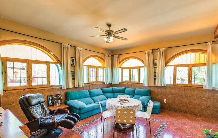 Ferienhaus für 12 Personen, mit Pool und Terrasse sowie Whirlpool, mit Haustier an der Costa Dorada - 4