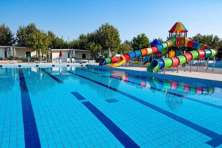 Ferienpark für 4 Personen, mit Pool in Süditalien