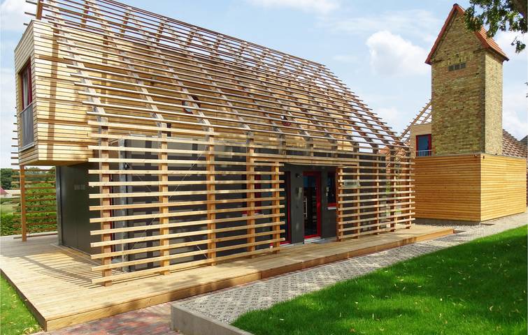 Chalet für 4 Personen, mit Garten und Terrasse in Mecklenburgische Seenplatte - 3