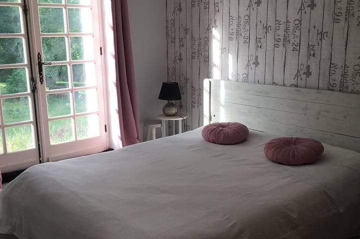 Location de vacances pour 8 personnes, avec jardin à Douzillac - 4