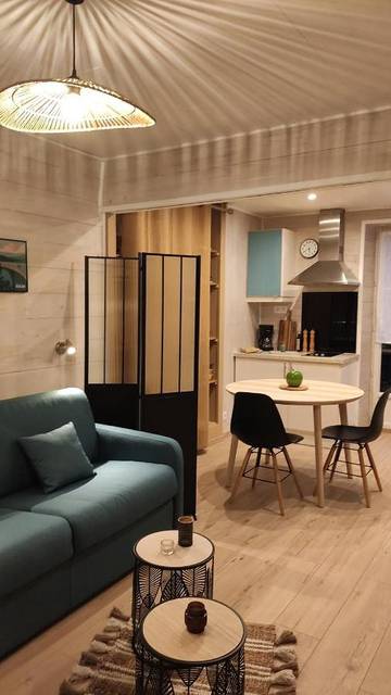 Gîte pour 2 personnes, avec vue et balcon à Clairvaux-les-Lacs