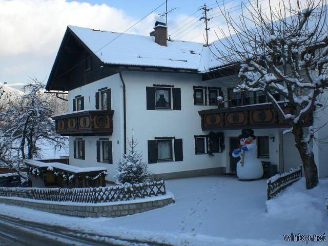 Ferienwohnung für 4 Personen, mit Balkon und Balkon/Terrasse sowie Terrasse und Garten in Bodenmais