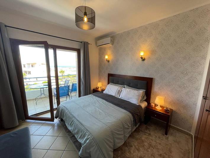 Appart’hôtel pour 3 personnes, avec jardin et piscine