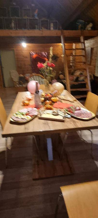 Chalet pour 4 personnes, avec jardin et vue ainsi que vue sur le lac et terrasse à Ban-sur-Meurthe-Clefcy - 2