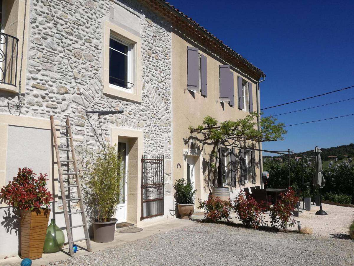 Charme au cœur des vignes in Malras, Région de Limoux