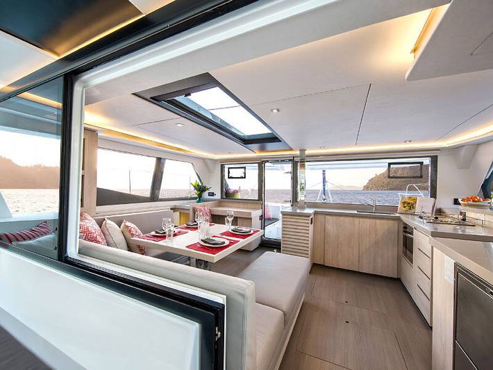 Bateau pour 8 personnes in Raiatea