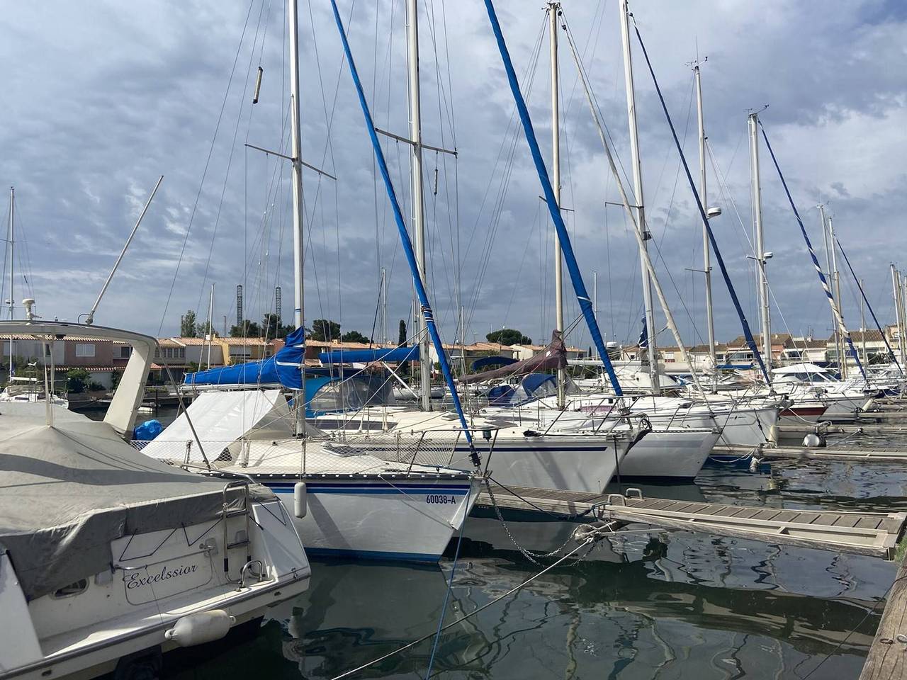 Appartement entier, Studio 4 pers avec piscine et parking à 1200m de la plage in Cap d'Agde, Agde
