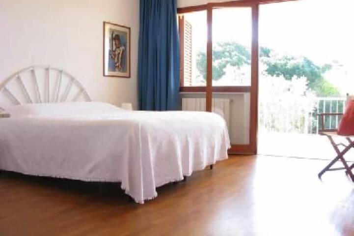 Villa für 11 Personen, mit Balkon und Garten in Castiglione della Pescaia - 2