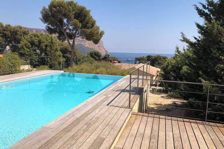 Maison de vacances pour 16 personnes, avec terrasse et jardin à Cassis