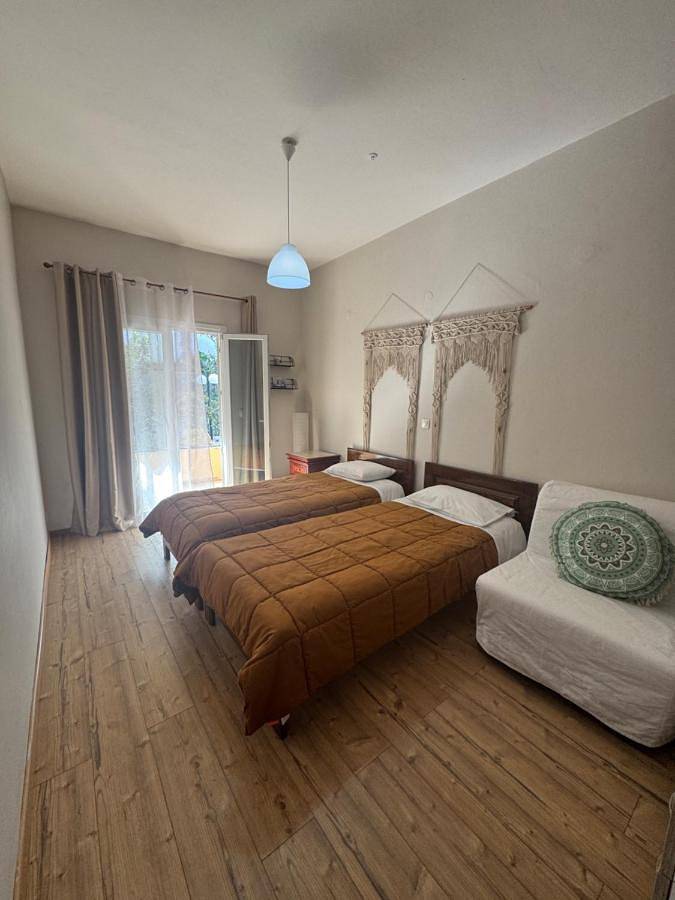 Location de vacances pour 3 personnes, avec vue et jardin dans Acharavi - 4