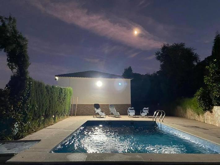 Casa de vacaciones para 11 personas, con piscina además de terraza y vistas, Se admiten mascotas - 1